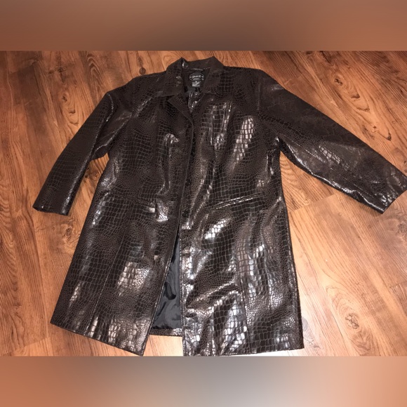 🐊 Selene crocodile trench coat size 18 women’s Coat lfaux leather long coat - Picture 1 of 5